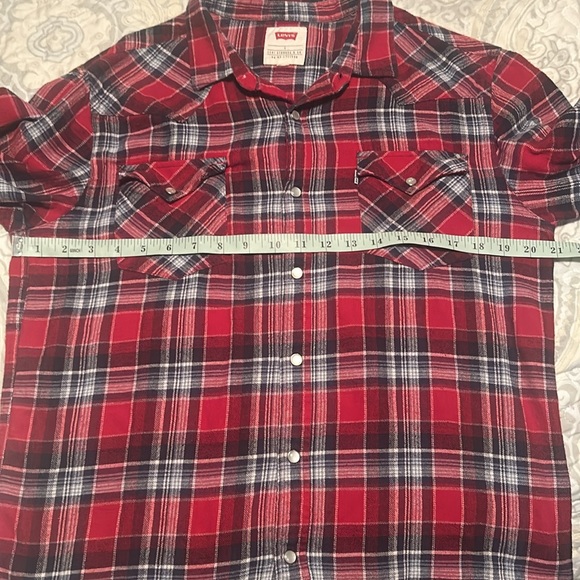 Levi's men's plaid flannel shirt - Picture 8 of 10